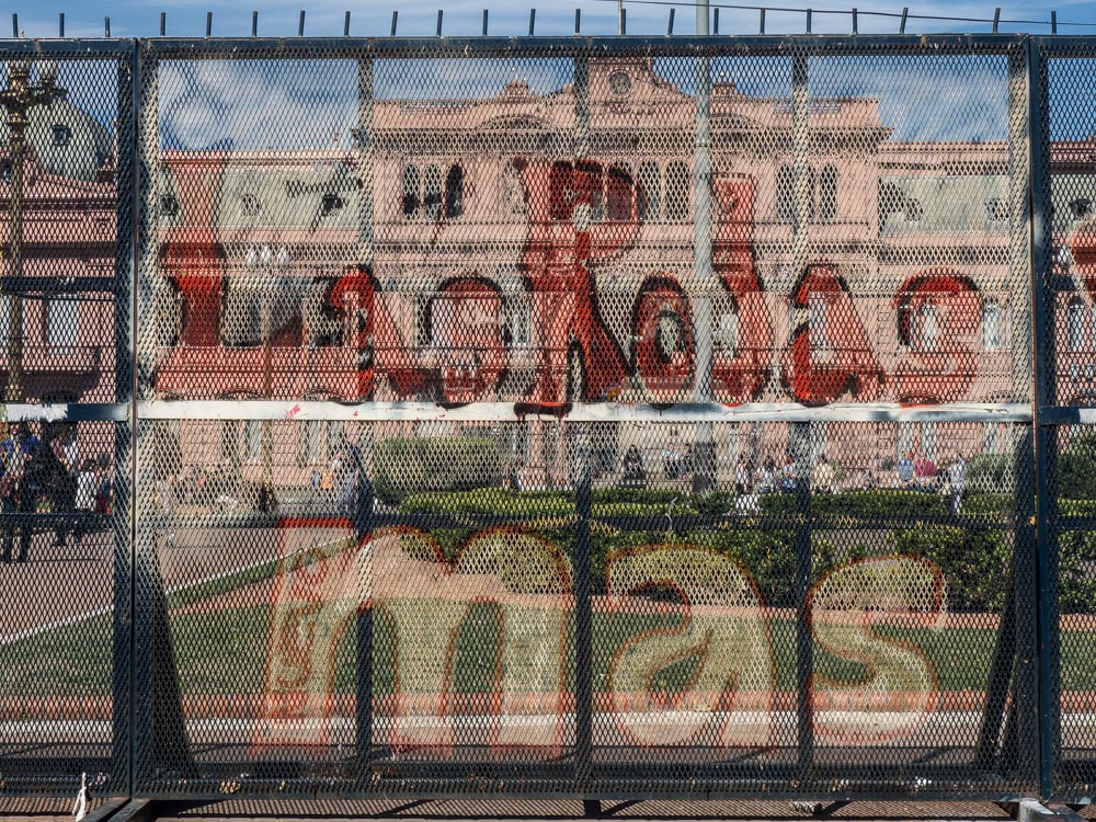 Buenos Aires Street Art Casa Rosada