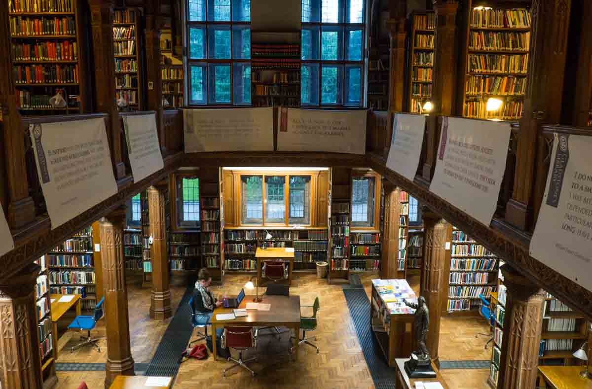 Sleep with Books in Wales at Gladstone’s Library and Hay on Wye Bookshops Gladstones Library FR