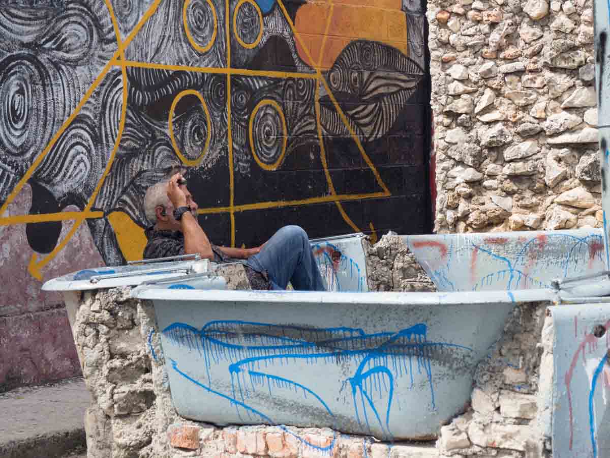 Havana Callejon de Hamel artist Salvadore Gonzalez