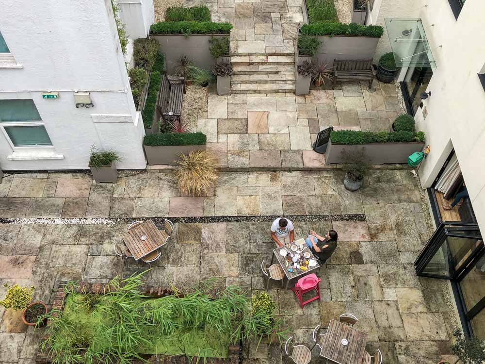 Bristol England Brooks Guesthouse courtyard