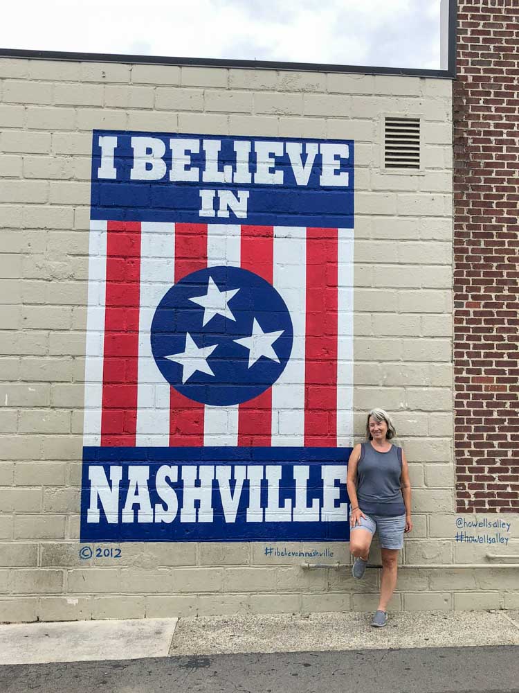 I Believe in Nashville mural selfie