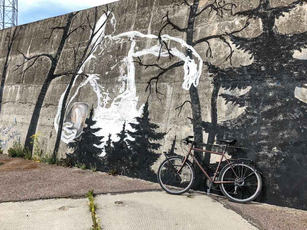 Tallinn mural Estonia hero Kalevipoeg by Bach BaBach