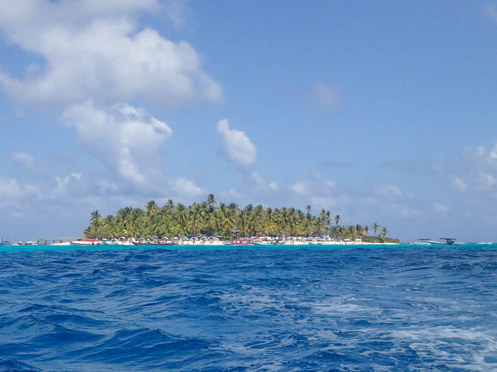 Things to do in San Andres Colombia: Visit Johnny Cay