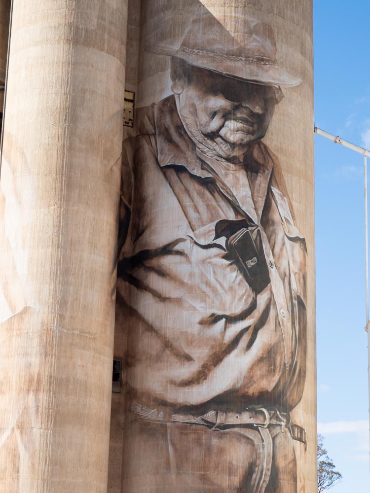 Brim silos Victoria Australia, Guido Van Helten