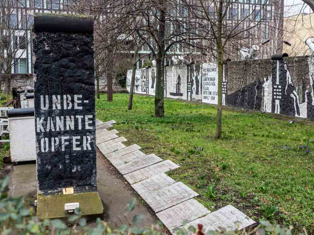 Berlin Parliament of Trees memorial