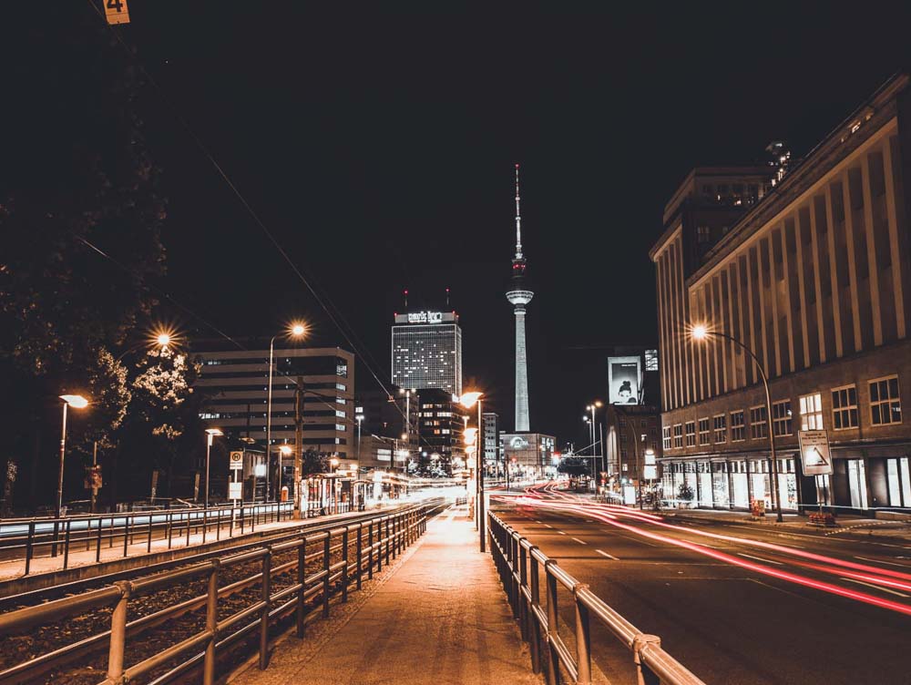 Cool things to do in Berlin at night- street scene and streetlights