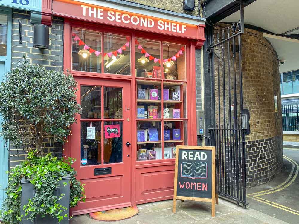 Second Shelf Bookstore London. Pink storefront exterior