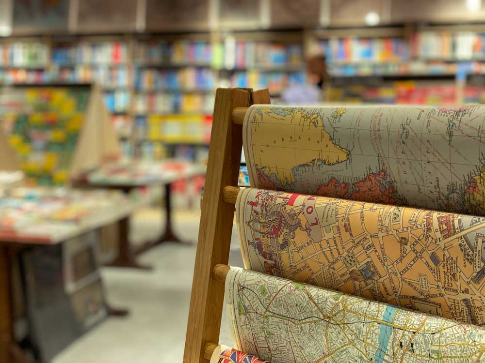 Stanfords travel bookstore Covent Garden London. Picture of maps