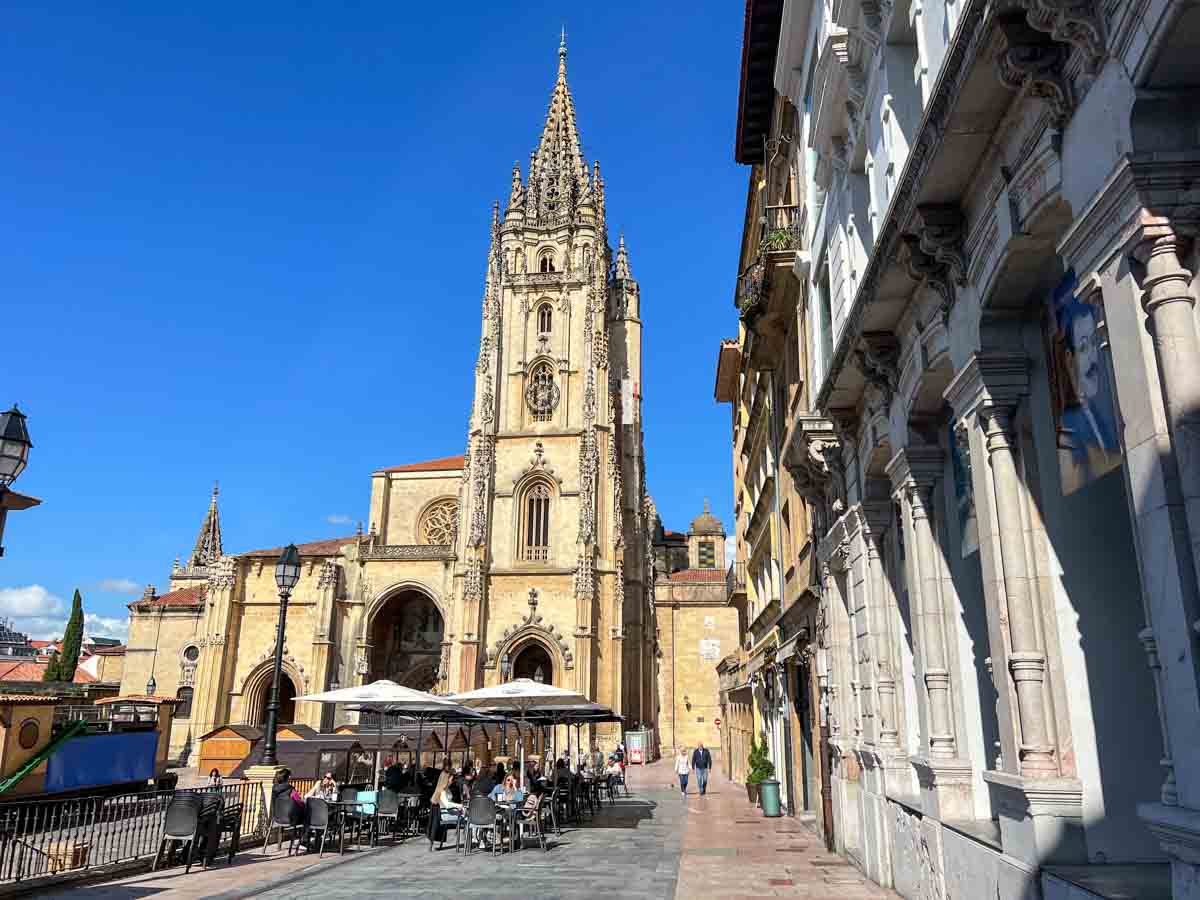 Camino primitivo oviedo cathedral