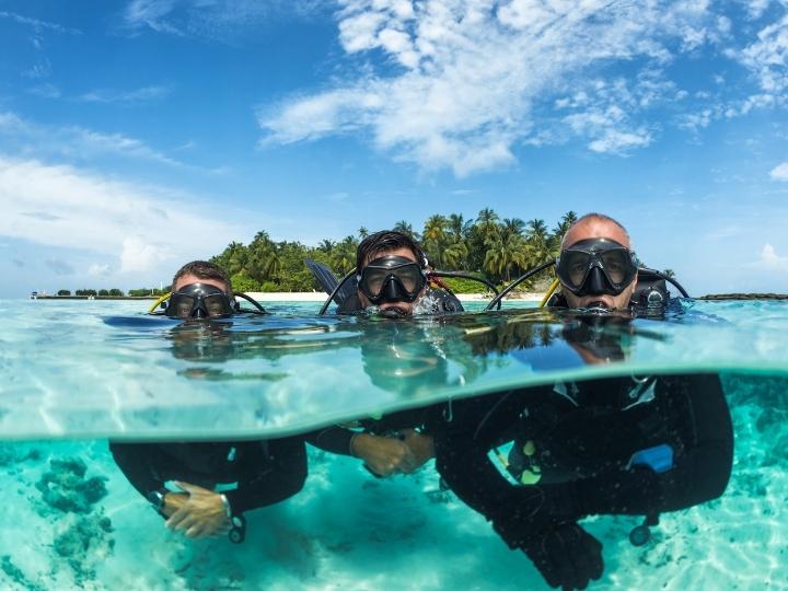 Scuba dive