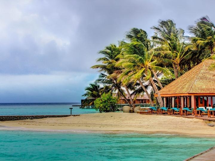 Veligandu Island