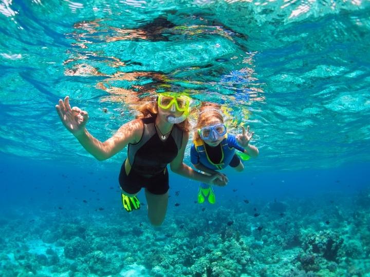 Go snorkeling at Bahamas