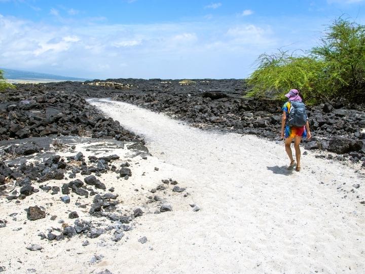 Kona hiking
