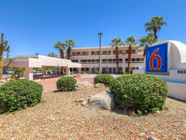 Motel 6
