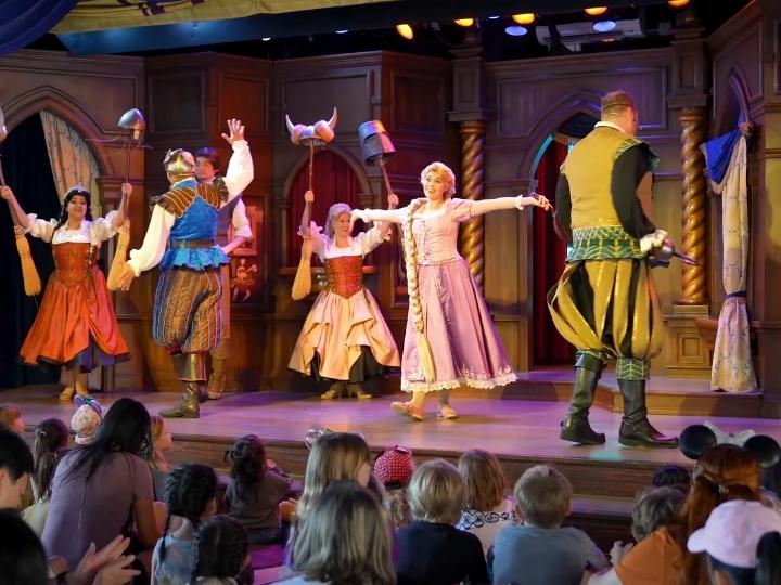 Royal Theatre Shows